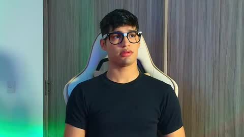 Jimmy Leeh online show from February 8, 5:22 am