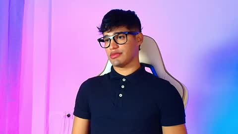 Jimmy Leeh online show from April 4, 4:33 am