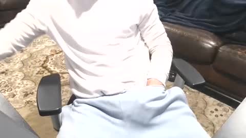 Snapshot of jimmychisa chatting on November 1, 2:24 am jimmychisa online show from November 1, 2:24 am