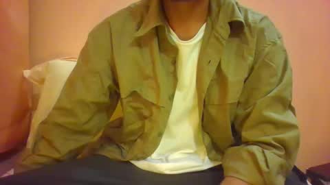 Snapshot of jimmydoi874 chatting on November 21, 4:38 pm hot cute nerd online show from November 21, 4:38 pm