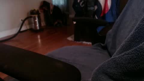 Snapshot of jimshard7x6 chatting on December 18, 10:24 pm cock model bathing suit model online show from December 18, 10:24 pm