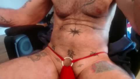 Snapshot of jimshard7x6 chatting on December 22, 9:12 pm cock model bathing suit model online show from December 22, 9:12 pm