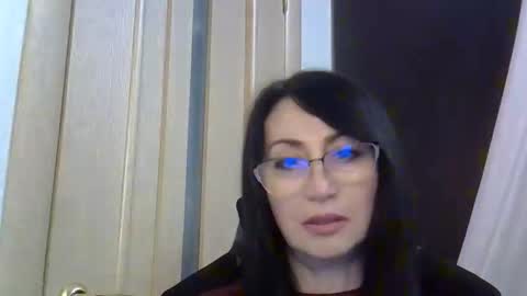 jinaluv online show from May 3, 1:11 am