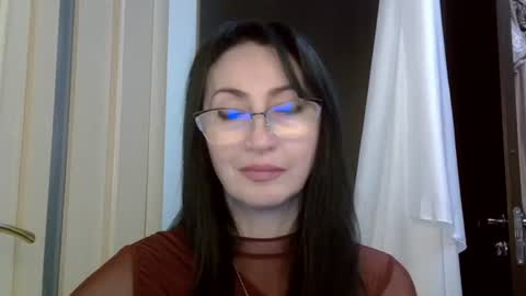 jinaluv online show from May 7, 6:46 pm