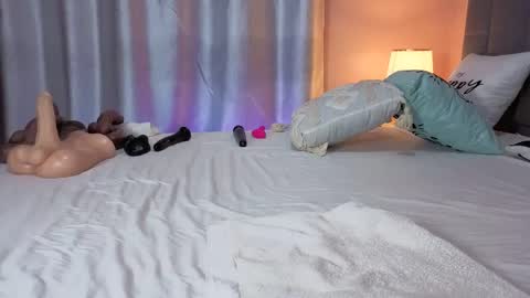 jinglefancypuff online show from February 18, 1:01 am