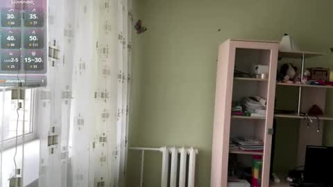 Snapshot of jinnyjaquins chatting on November 10, 7:40 am Jinny online show from November 10, 7:40 am