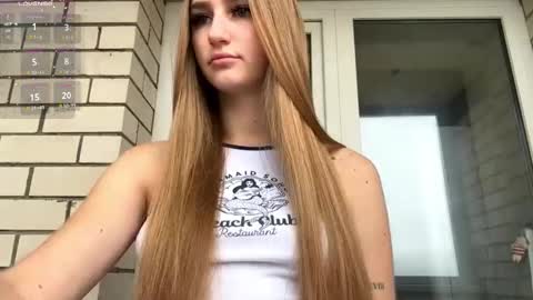 Snapshot of jinnyjaquins chatting on November 23, 7:41 am Jinny online show from November 23, 7:41 am