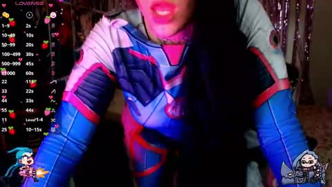Snapshot of jinx_25 chatting on February 27, 2:42 am  Jinx  online show from February 27, 2:42 am