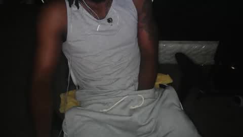 Snapshot of jinxbear1 chatting on December 14, 6:41 am Jinxbear1 online show from December 14, 6:41 am