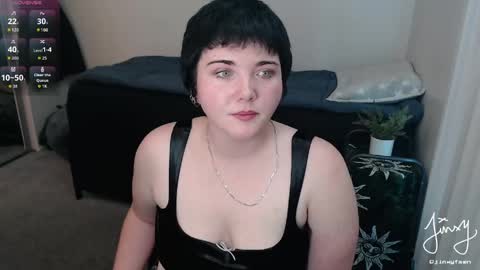 jinxyfawn online show from May 24, 9:53 pm