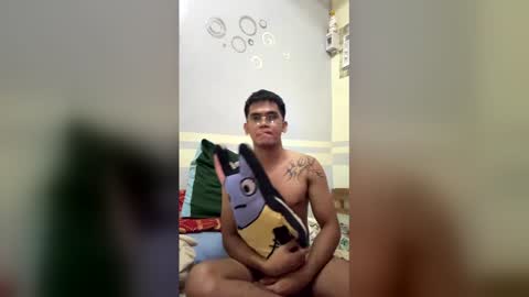 Snapshot of jippy05 chatting on April 23, 12:29 pm jippy05 online show from April 23, 12:29 pm