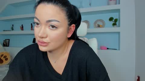 Juliee online show from November 27, 8:22 pm