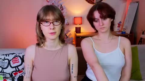 Hey Guys We are Julia ginger  Tina brunette online show from December 18, 1:33 am