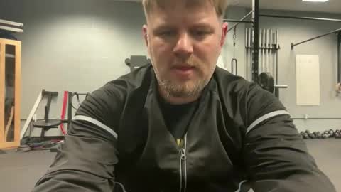 jitzgolfer online show from December 22, 12:57 pm