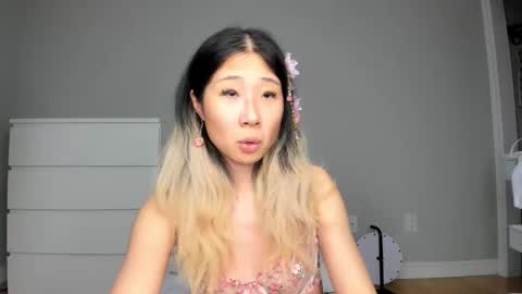 Jiwoo online show from March 13, 10:38 pm