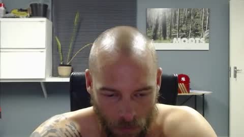 JamesJan van Rebel online show from January 8, 3:29 am