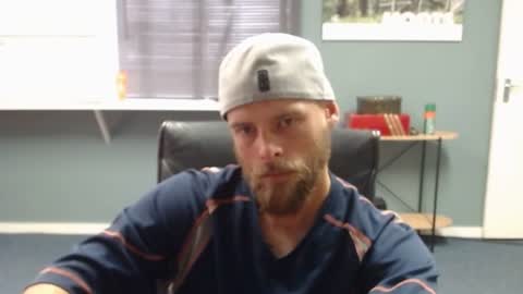 JamesJan van Rebel online show from February 26, 8:26 am