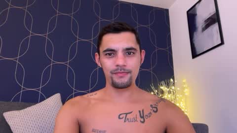 Snapshot of jjaysond chatting on January 18, 8:23 pm Jayson D online show from January 18, 8:23 pm