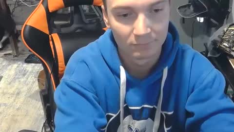 Snapshot of jjhynes402 chatting on September 23, 6:55 pm Jake online show from September 23, 6:55 pm