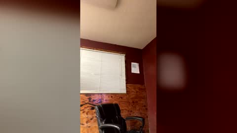 jjuarez5409 online show from January 18, 1:42 am