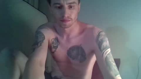 Snapshot of jl895551 chatting on October 24, 1:29 pm jl895551 online show from October 24, 1:29 pm