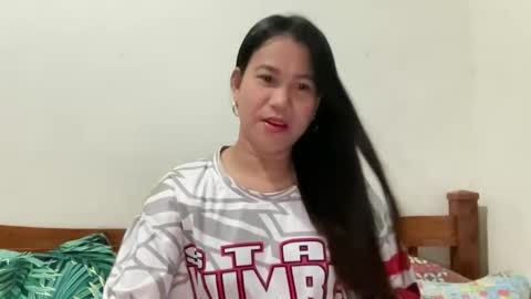 Snapshot of jl_02ashxx chatting on December 15, 12:37 am jl_02ashxx online show from December 15, 12:37 am