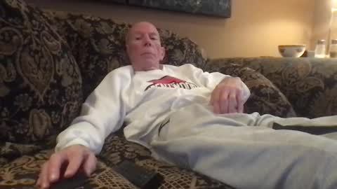 Snapshot of jlk7777 chatting on December 27, 5:05 pm jlk7777 online show from December 27, 5:05 pm