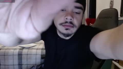 Snapshot of jloko93860 chatting on November 15, 12:56 pm jloko93860 online show from November 15, 12:56 pm