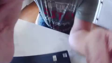 Snapshot of jlouton01 chatting on November 4, 5:56 pm kilroy online show from November 4, 5:56 pm