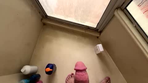 Snapshot of jm69044 chatting on December 18, 2:23 pm jm69044 online show from December 18, 2:23 pm