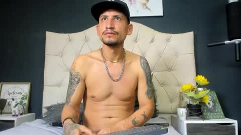 jm_hot_ online show from February 16, 7:37 am