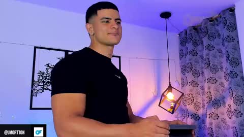 Snapshot of jmortton chatting on March 7, 1:20 am IGJmortton online show from March 7, 1:20 am