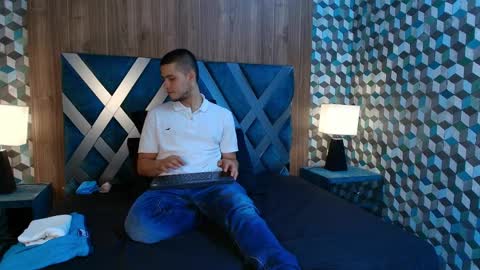  Joao online show from April 6, 9:05 pm