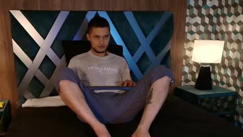  Joao online show from April 9, 9:31 pm