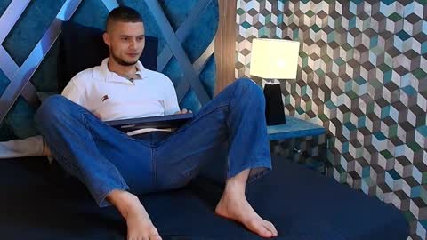  Joao online show from April 14, 8:37 pm