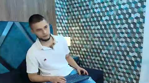 Snapshot of joaho_fernandez chatting on July 2, 11:33 pm Joao online show from July 2, 11:33 pm