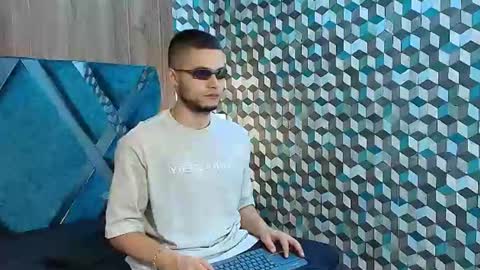 Snapshot of joaho_fernandez chatting on July 12, 4:31 pm Joao online show from July 12, 4:31 pm