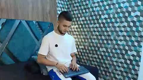 Snapshot of joaho_fernandez chatting on July 14, 8:36 pm Joao online show from July 14, 8:36 pm
