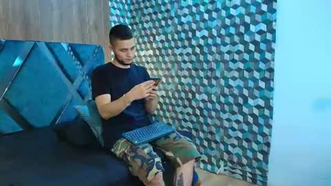 Snapshot of joaho_fernandez chatting on July 15, 8:47 pm Joao online show from July 15, 8:47 pm
