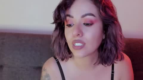 Snapshot of joan_allen chatting on February 16, 11:37 pm Johana online show from February 16, 11:37 pm