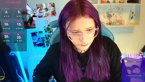 joan_kiss online show from January 8, 1:35 pm