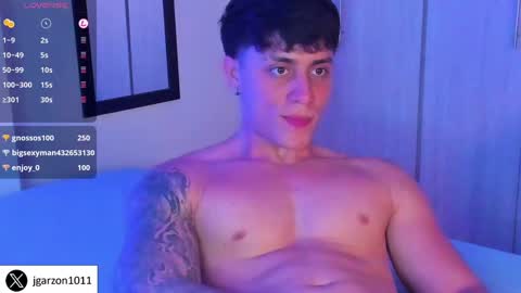 Snapshot of joan_soto chatting on December 3, 7:44 pm joan_soto online show from December 3, 7:44 pm