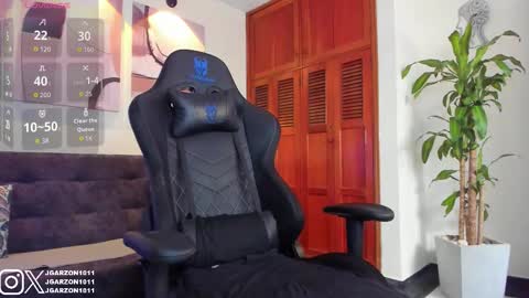 Snapshot of joan_soto chatting on September 9, 2:05 pm joan_soto online show from September 9, 2:05 pm