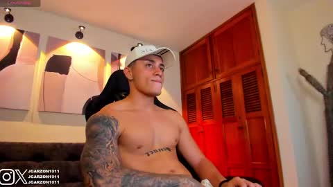 joan_soto online show from April 16, 2:40 pm