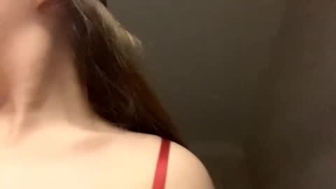 Snapshot of joanalkins chatting on October 16, 8:43 pm Adel online show from October 16, 8:43 pm