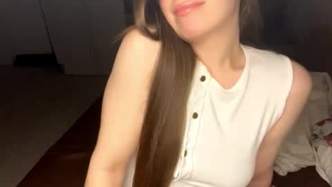 Snapshot of joanalkins chatting on November 17, 8:58 pm Adel online show from November 17, 8:58 pm