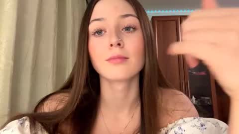 Snapshot of joanalkins chatting on November 25, 2:06 pm Adel online show from November 25, 2:06 pm