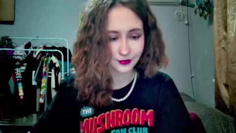 Joannatompson online show from September 15, 7:25 pm