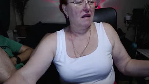 Joanna and Greg online show from November 12, 5:19 am