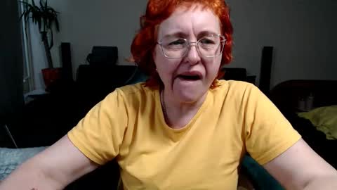 Joanna and Greg online show from March 25, 7:58 am